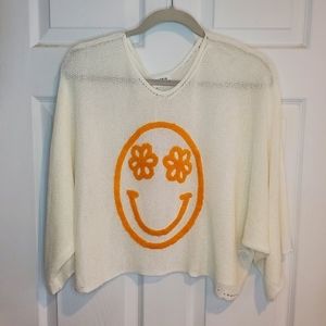 Storia Smiley Face Lightweight Cropped Sweater Size Medium‎ Ivory Yellow NWT